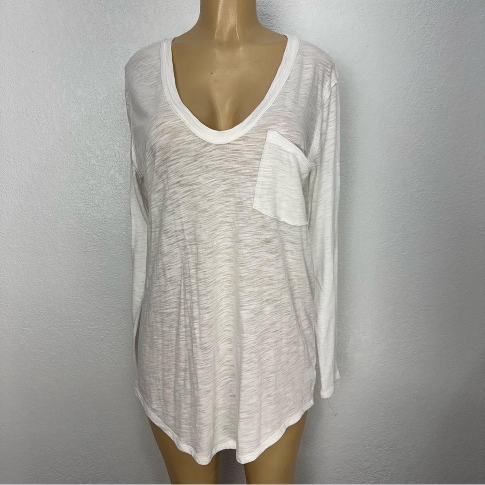 We The Free white light weight tunic tee shirt Long Sleeve Relaxed Blouse size L